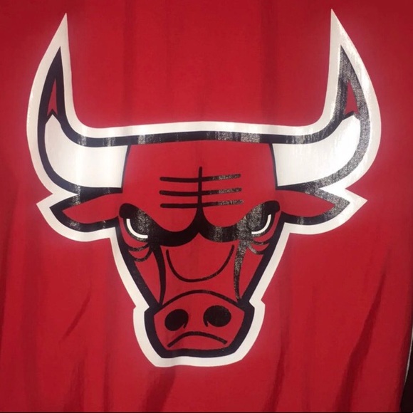 Chicago Bulls Mitchell and Ness Jacket - Picture 8 of 8